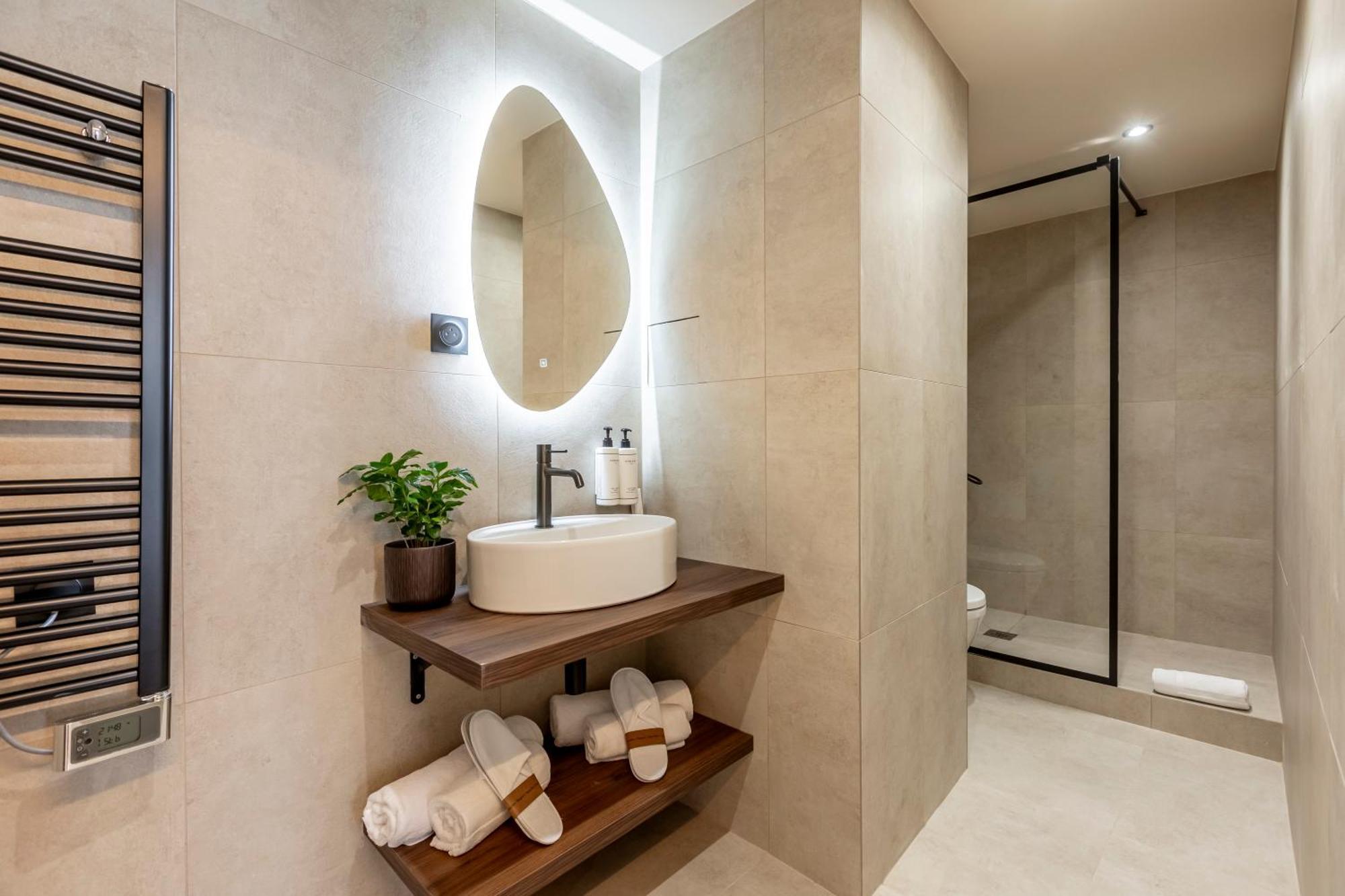 Le Monsieur By Sweett Hotel Париж Екстериор снимка
